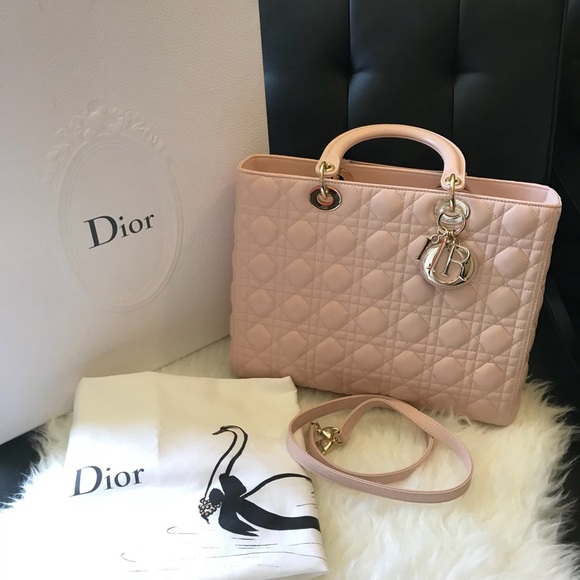 ❌SOLD❌ authentic Lady Dior lambskin size large - Picture 8 of 8